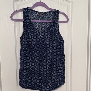 Eddie Bauer Navy and Light Blue Patterned Sleeveless Tank